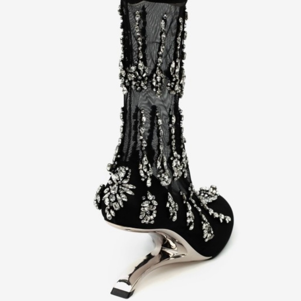 Alexander McQueen Embellished Mesh Sculptural-Heel Boots - Picture 6 of 14